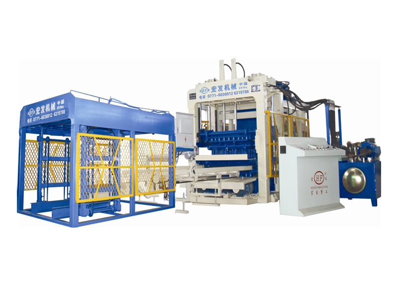 QT6-15D砌塊成型機